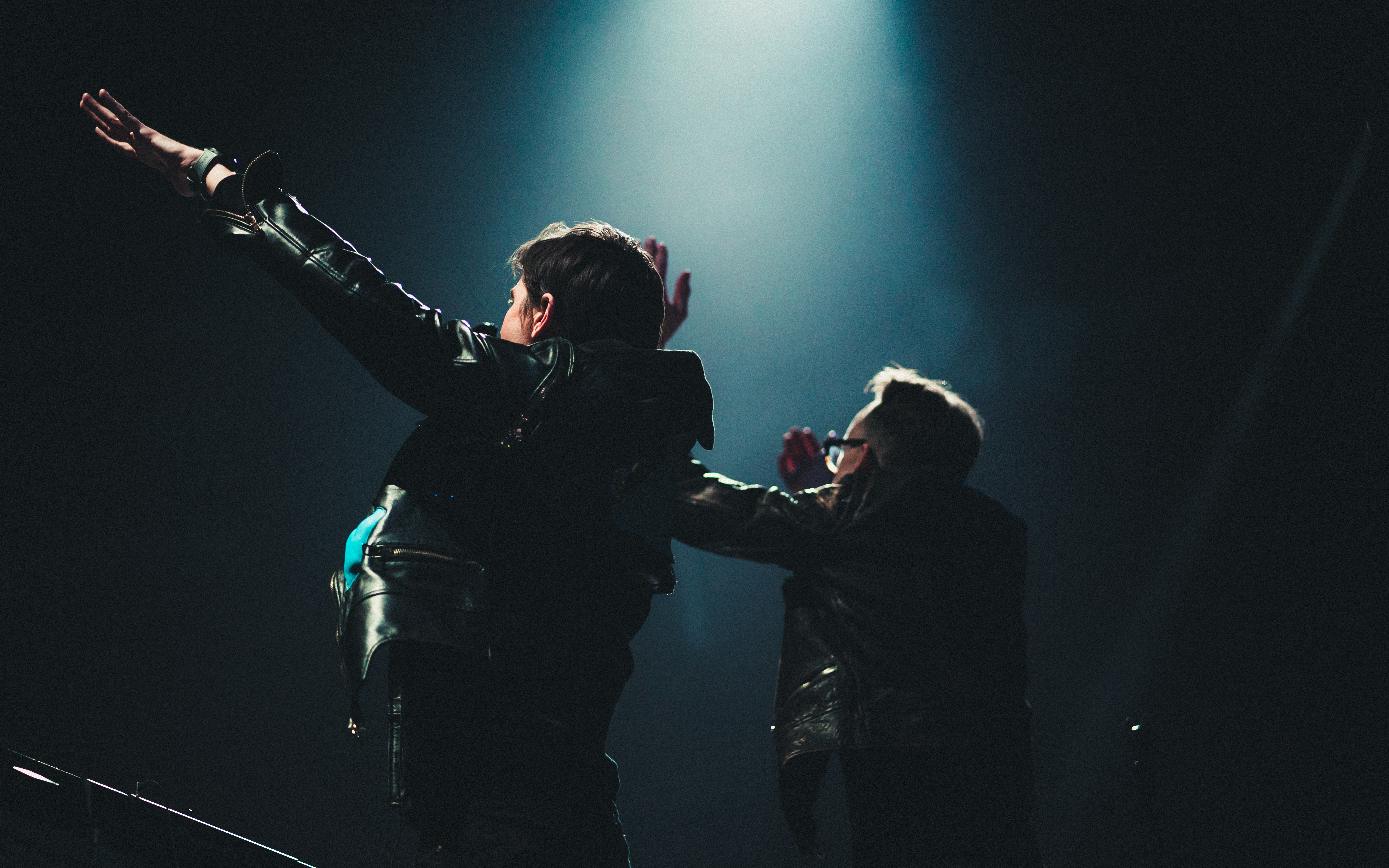 Show Photos 4