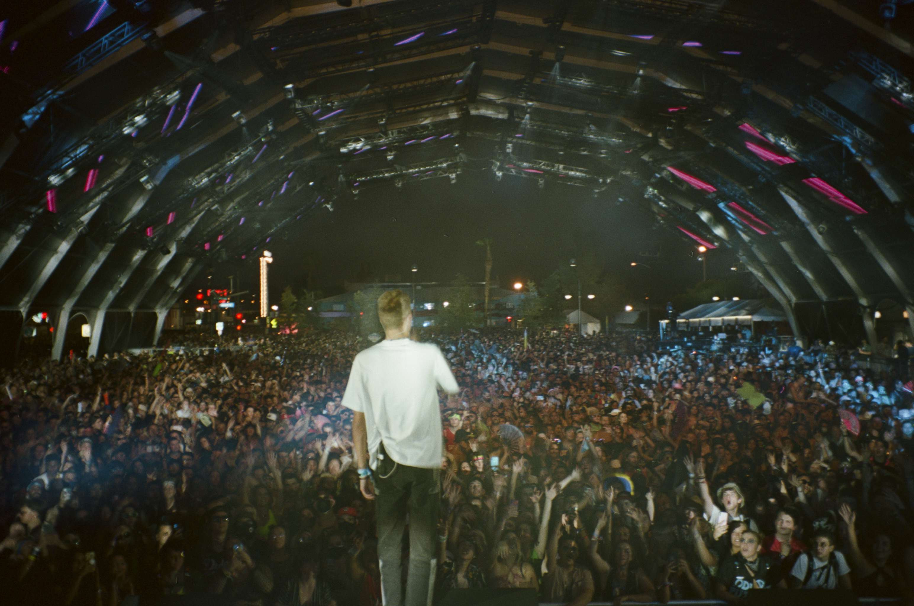 Show Photos 6