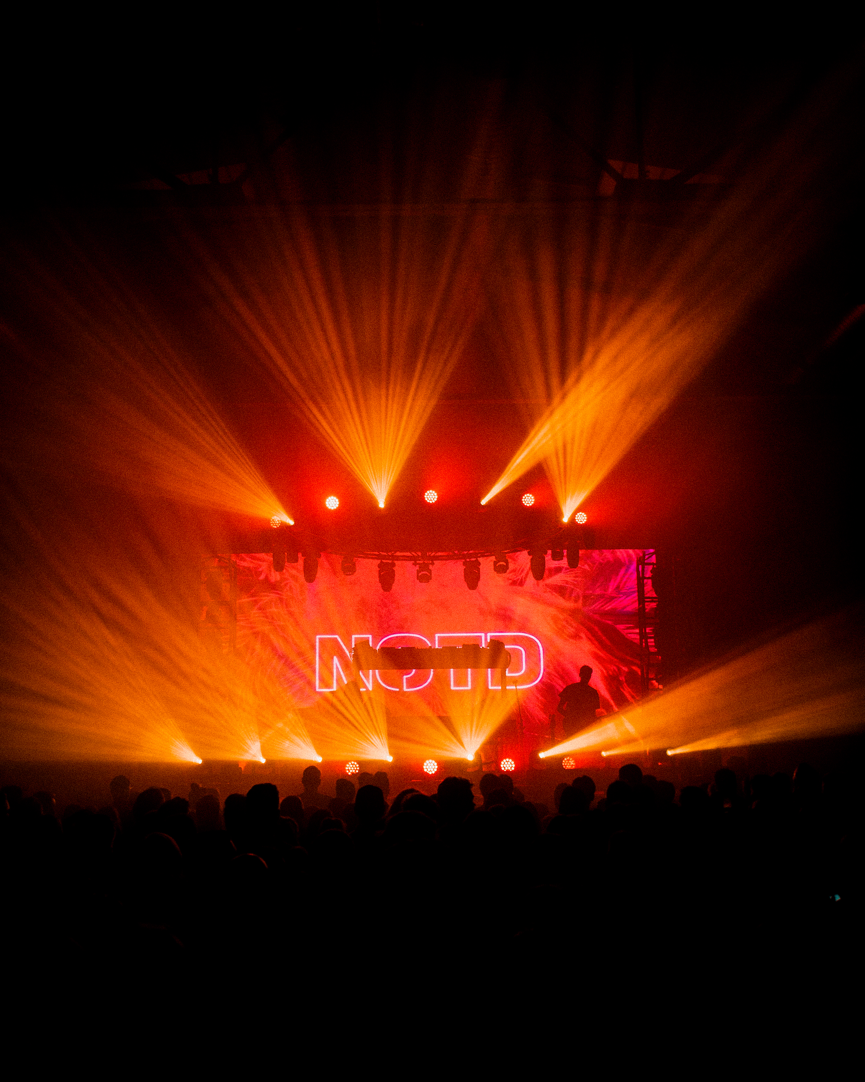 Show Photos 28
