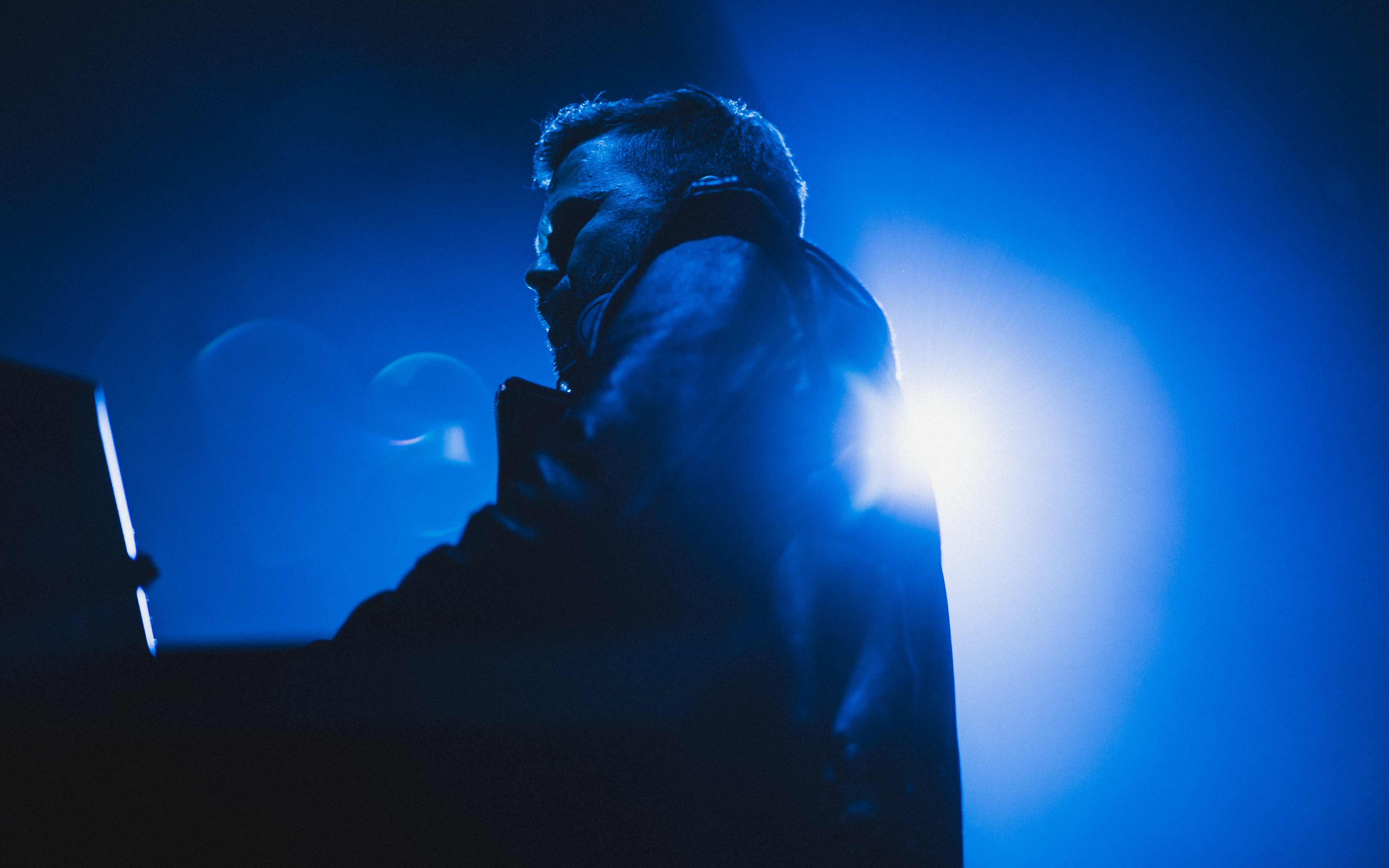 Show Photos