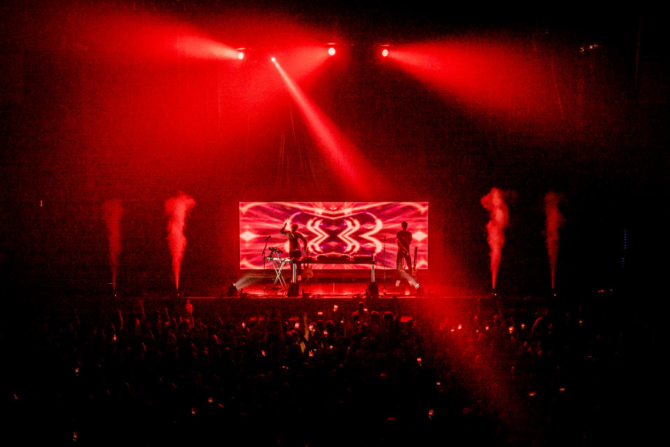 Show Photos 15
