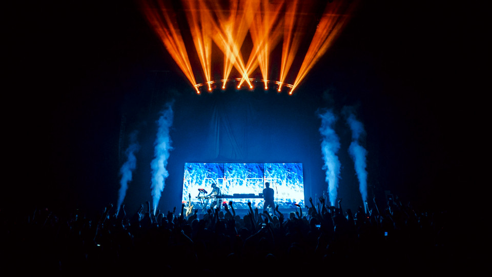 Show Photos